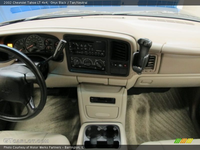 Onyx Black / Tan/Neutral 2002 Chevrolet Tahoe LT 4x4