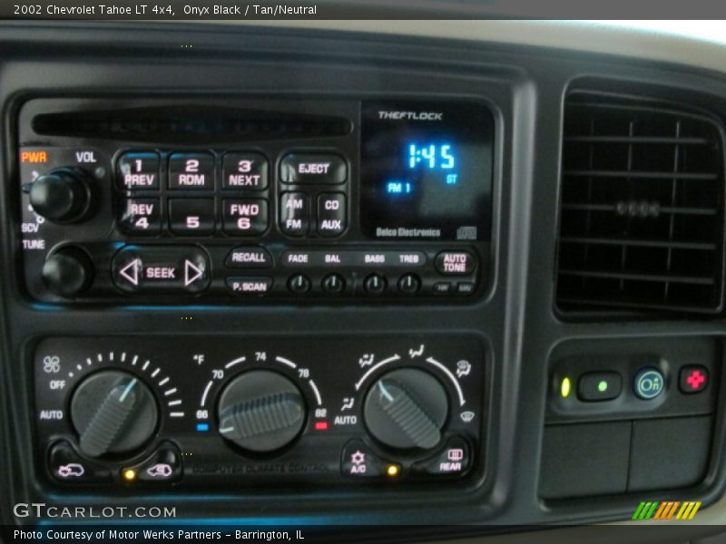 Onyx Black / Tan/Neutral 2002 Chevrolet Tahoe LT 4x4