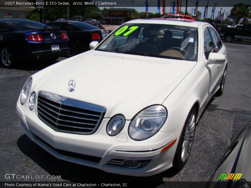 Front 3/4 View of 2007 E 350 Sedan
