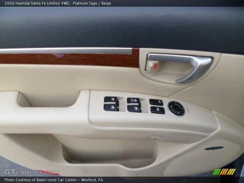Door Panel of 2009 Santa Fe Limited 4WD