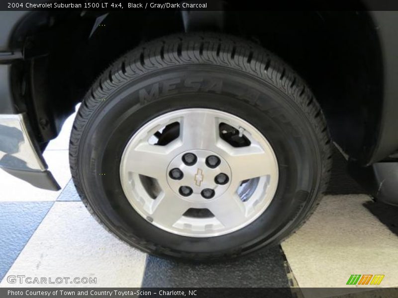 Black / Gray/Dark Charcoal 2004 Chevrolet Suburban 1500 LT 4x4