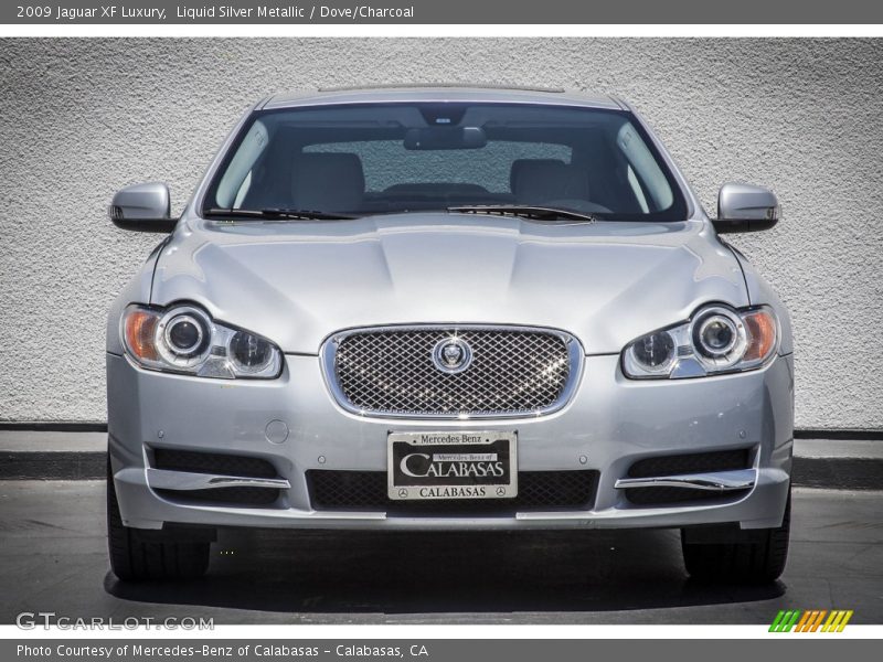 Liquid Silver Metallic / Dove/Charcoal 2009 Jaguar XF Luxury