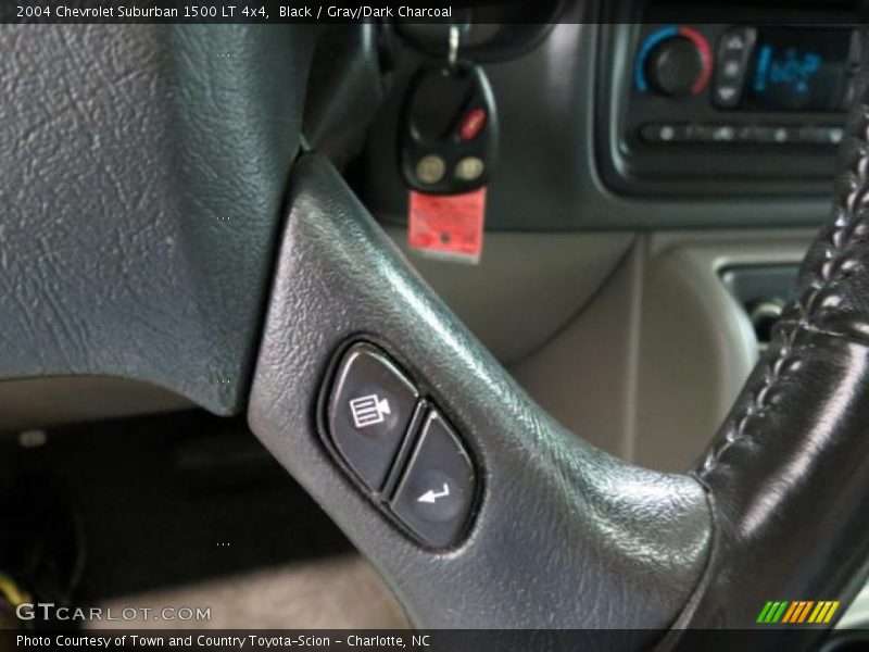 Controls of 2004 Suburban 1500 LT 4x4