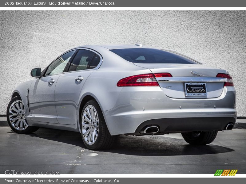 Liquid Silver Metallic / Dove/Charcoal 2009 Jaguar XF Luxury