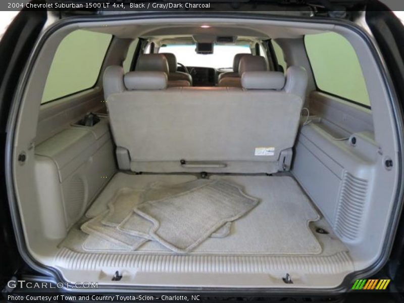  2004 Suburban 1500 LT 4x4 Trunk