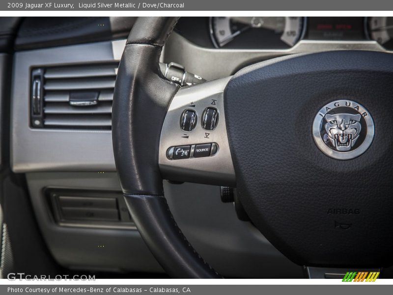 Controls of 2009 XF Luxury