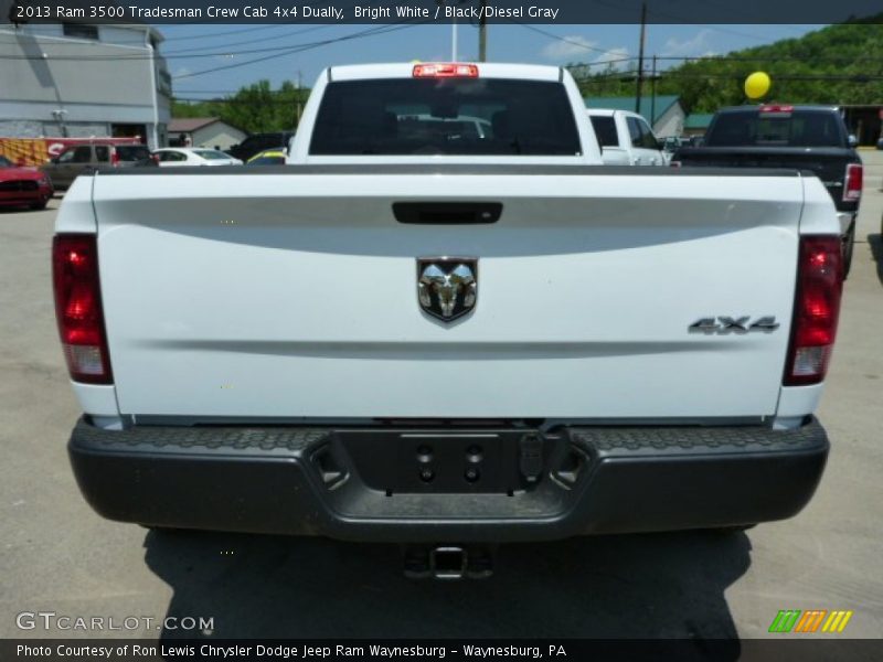 Bright White / Black/Diesel Gray 2013 Ram 3500 Tradesman Crew Cab 4x4 Dually