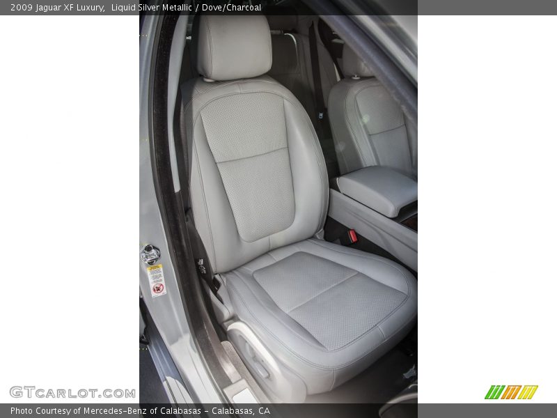 Liquid Silver Metallic / Dove/Charcoal 2009 Jaguar XF Luxury