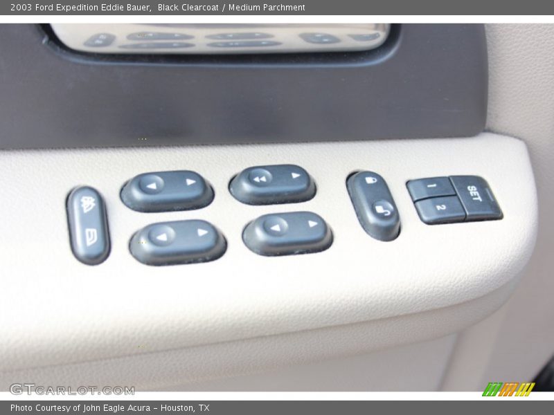 Black Clearcoat / Medium Parchment 2003 Ford Expedition Eddie Bauer