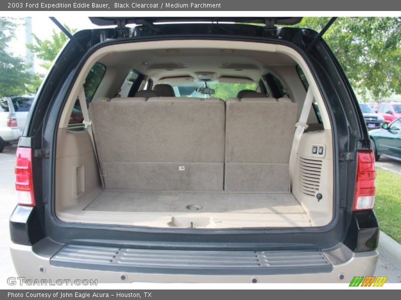 Black Clearcoat / Medium Parchment 2003 Ford Expedition Eddie Bauer