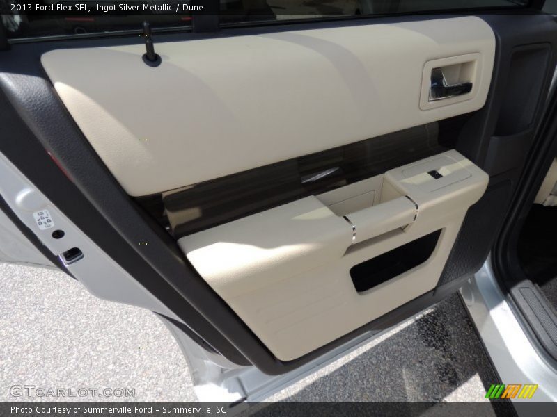 Ingot Silver Metallic / Dune 2013 Ford Flex SEL