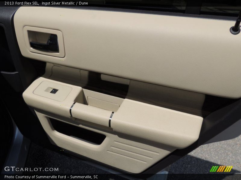 Ingot Silver Metallic / Dune 2013 Ford Flex SEL