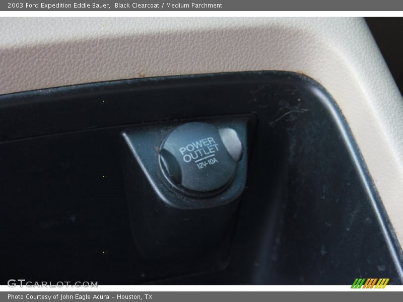 Black Clearcoat / Medium Parchment 2003 Ford Expedition Eddie Bauer