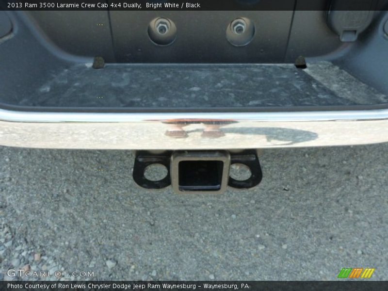 Bright White / Black 2013 Ram 3500 Laramie Crew Cab 4x4 Dually