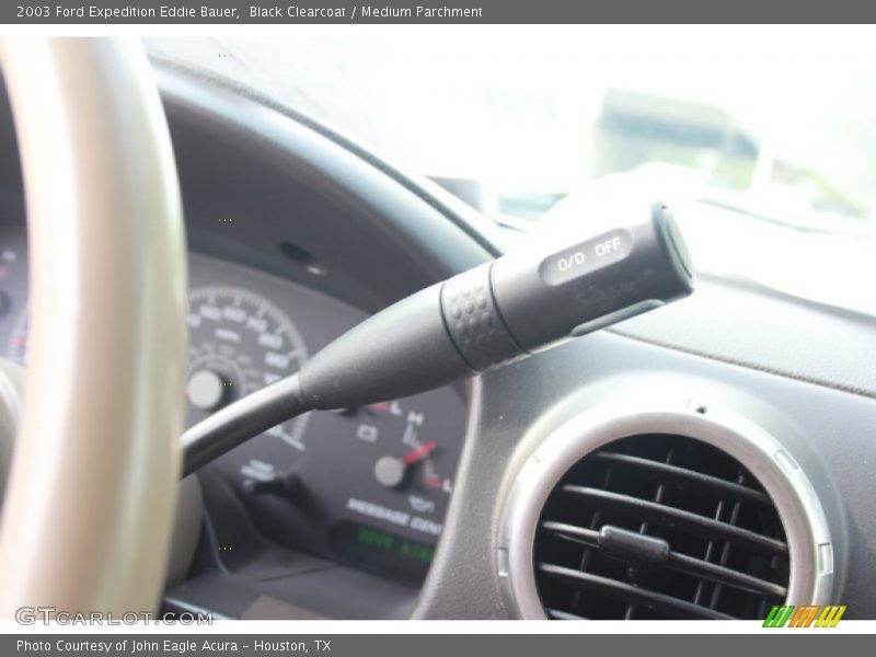 Black Clearcoat / Medium Parchment 2003 Ford Expedition Eddie Bauer