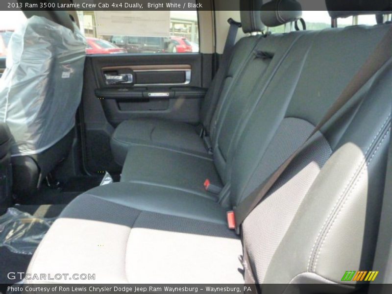 Bright White / Black 2013 Ram 3500 Laramie Crew Cab 4x4 Dually