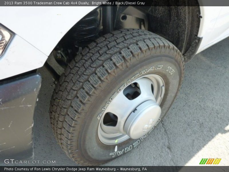 Bright White / Black/Diesel Gray 2013 Ram 3500 Tradesman Crew Cab 4x4 Dually