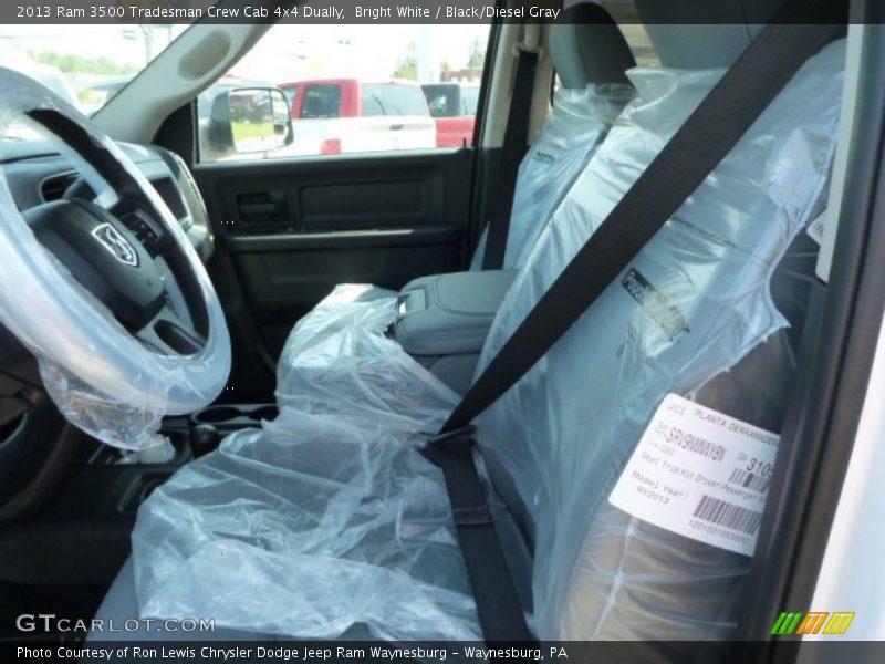 Bright White / Black/Diesel Gray 2013 Ram 3500 Tradesman Crew Cab 4x4 Dually