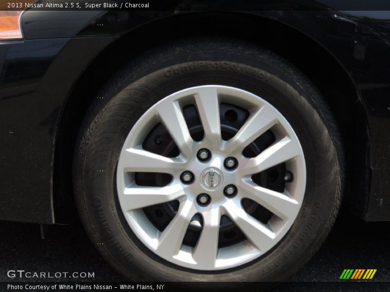 Super Black / Charcoal 2013 Nissan Altima 2.5 S
