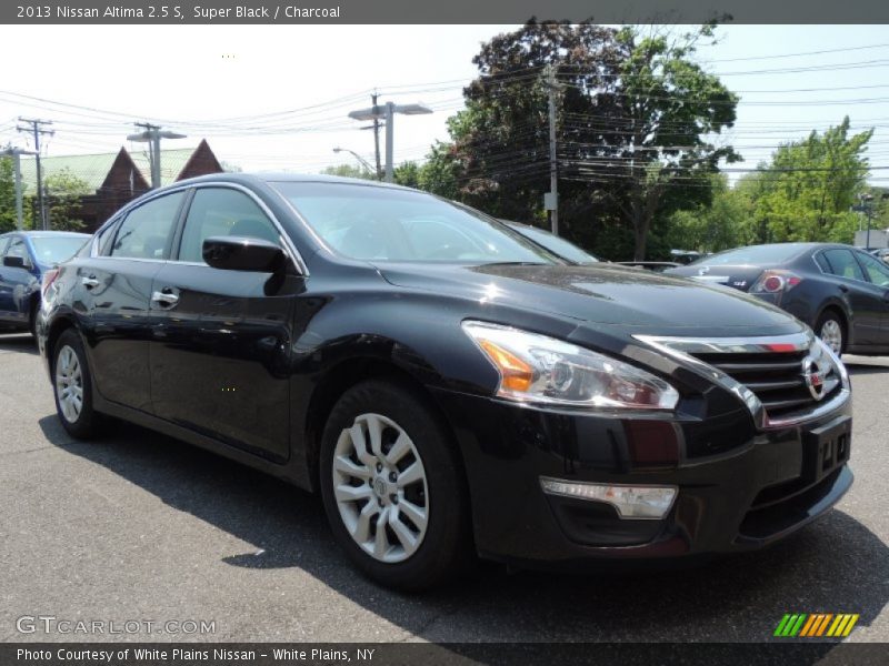 Super Black / Charcoal 2013 Nissan Altima 2.5 S