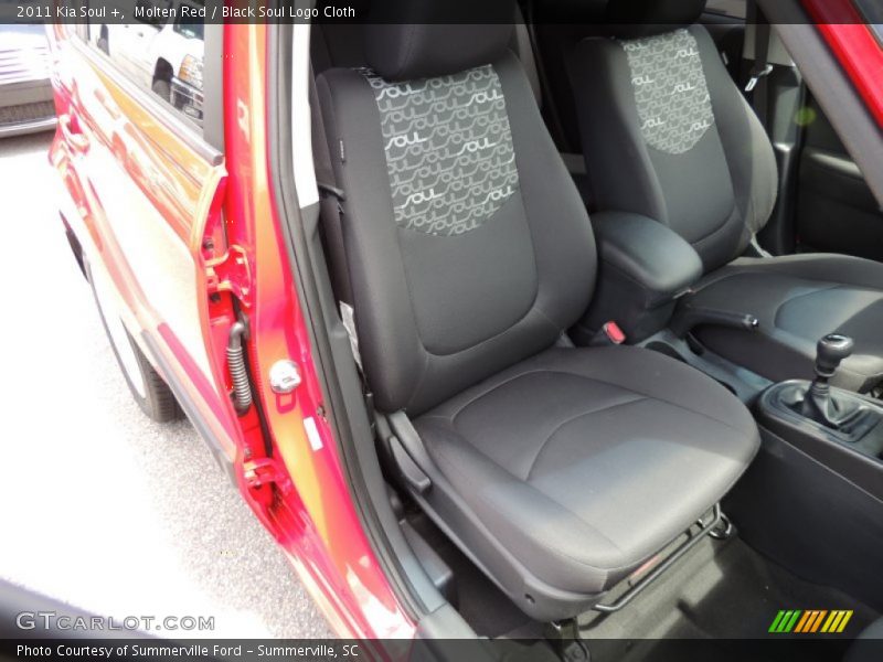 Molten Red / Black Soul Logo Cloth 2011 Kia Soul +