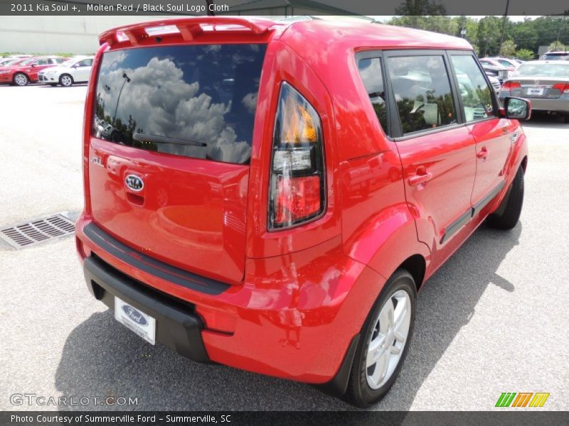 Molten Red / Black Soul Logo Cloth 2011 Kia Soul +