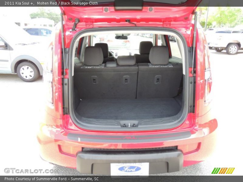 Molten Red / Black Soul Logo Cloth 2011 Kia Soul +
