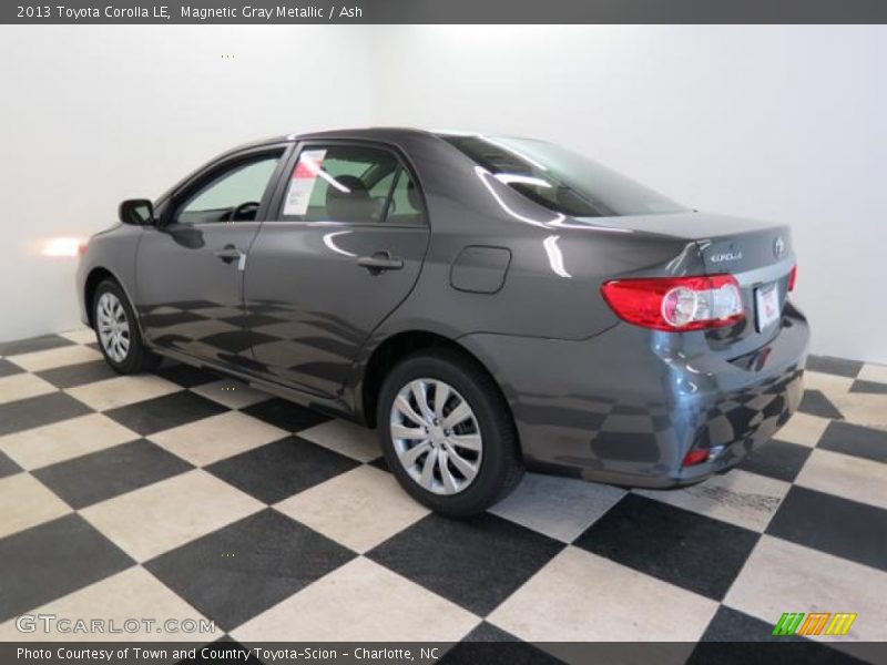 Magnetic Gray Metallic / Ash 2013 Toyota Corolla LE