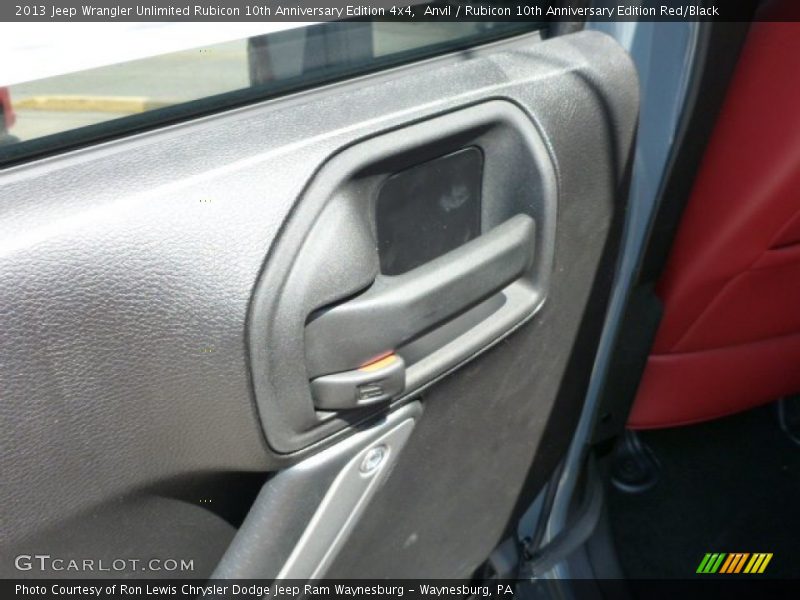 Anvil / Rubicon 10th Anniversary Edition Red/Black 2013 Jeep Wrangler Unlimited Rubicon 10th Anniversary Edition 4x4