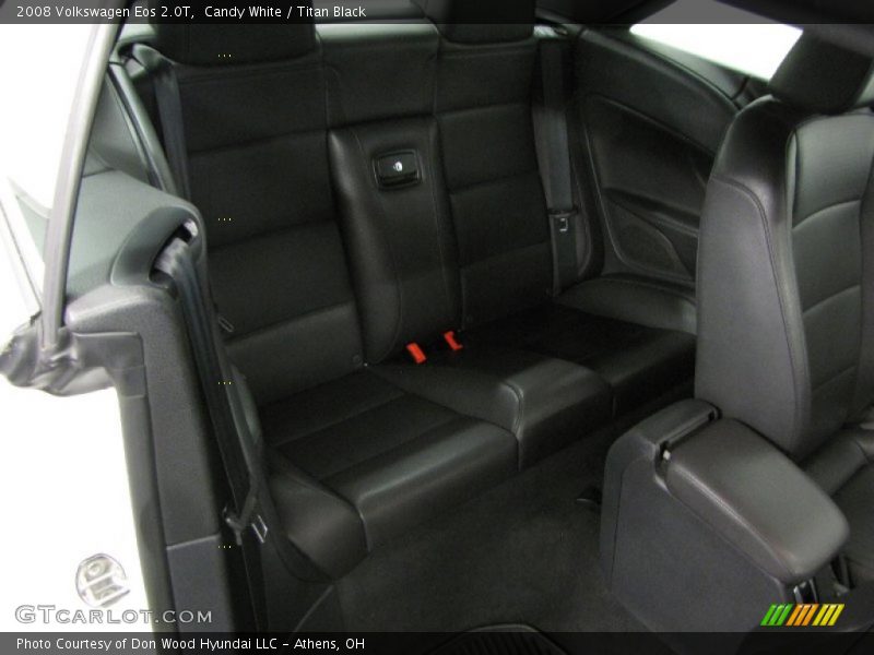 Candy White / Titan Black 2008 Volkswagen Eos 2.0T
