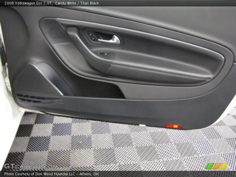 Candy White / Titan Black 2008 Volkswagen Eos 2.0T