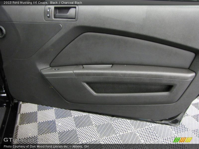 Black / Charcoal Black 2013 Ford Mustang V6 Coupe