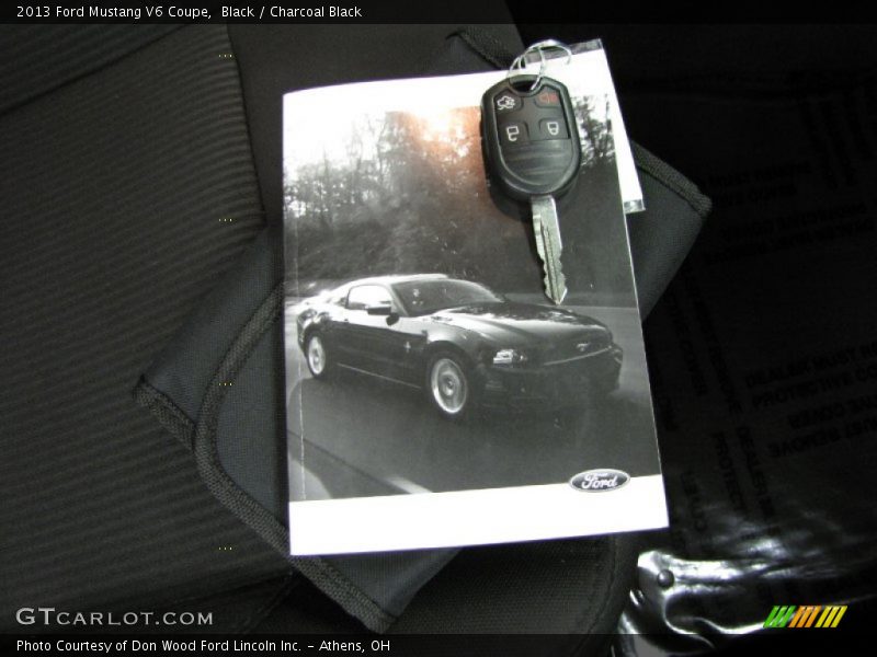 Black / Charcoal Black 2013 Ford Mustang V6 Coupe