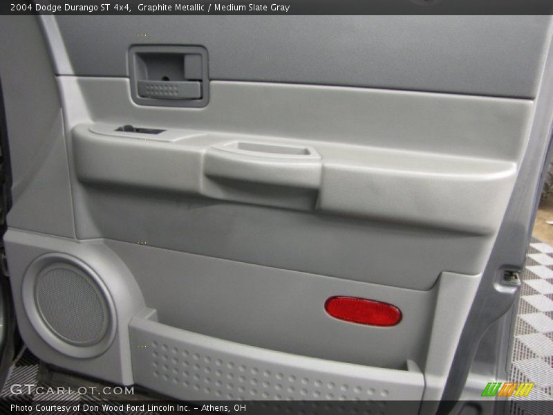 Graphite Metallic / Medium Slate Gray 2004 Dodge Durango ST 4x4