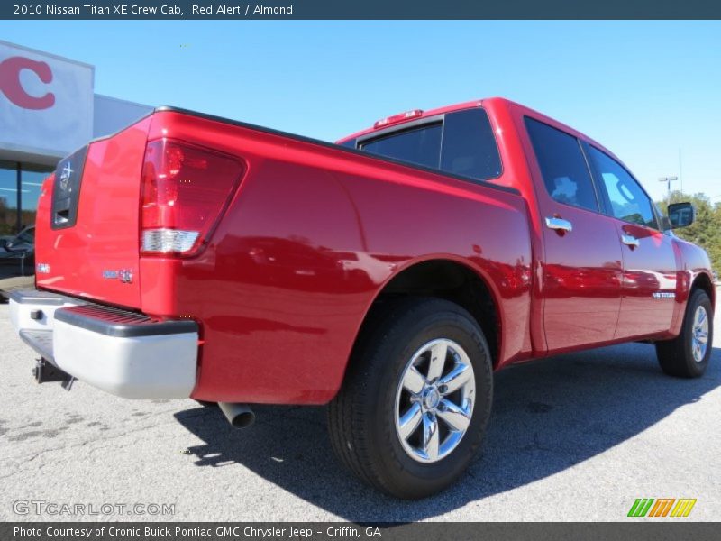 Red Alert / Almond 2010 Nissan Titan XE Crew Cab