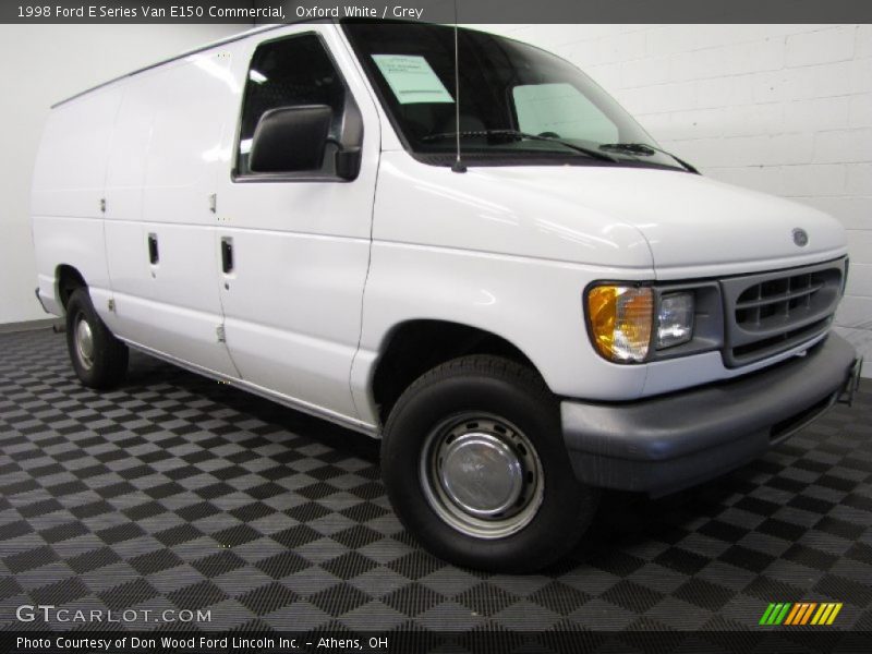 Oxford White / Grey 1998 Ford E Series Van E150 Commercial