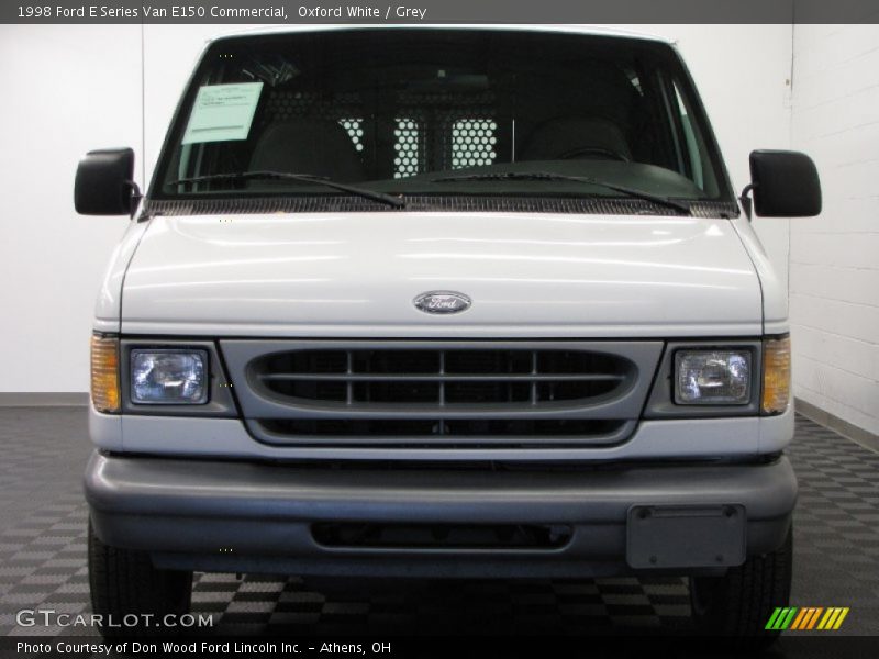 Oxford White / Grey 1998 Ford E Series Van E150 Commercial