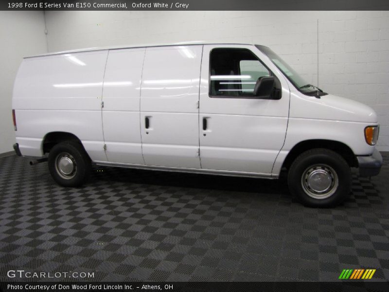 Oxford White / Grey 1998 Ford E Series Van E150 Commercial