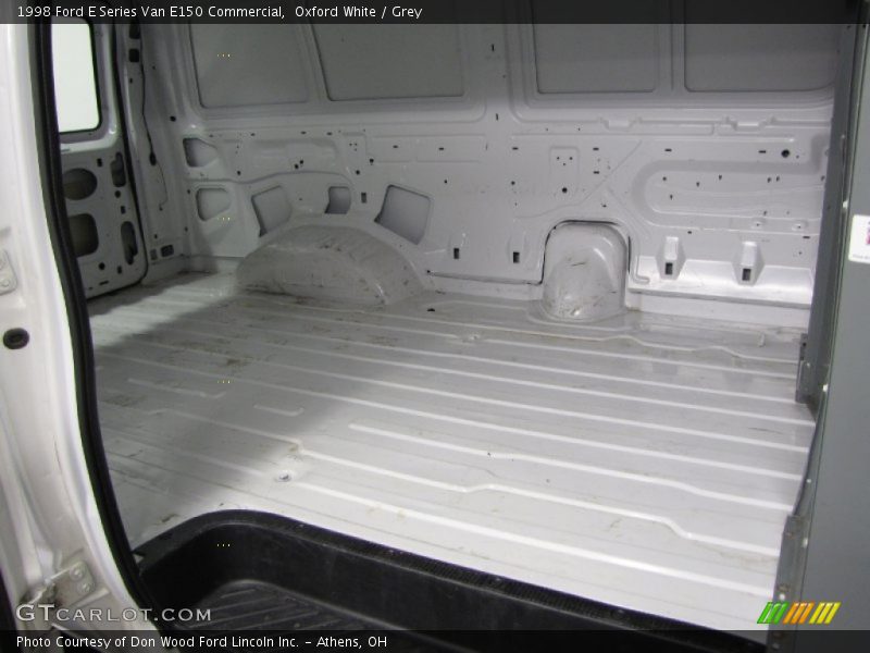  1998 E Series Van E150 Commercial Trunk