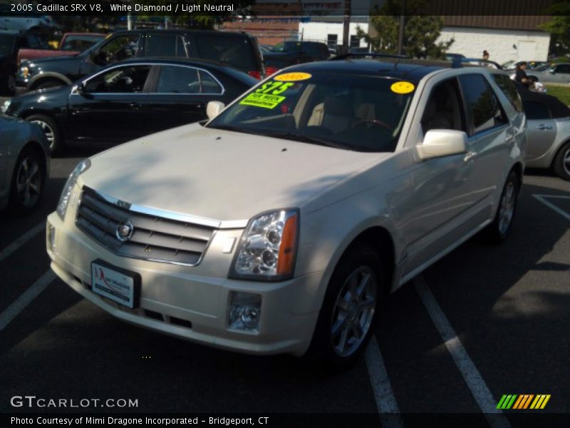 White Diamond / Light Neutral 2005 Cadillac SRX V8