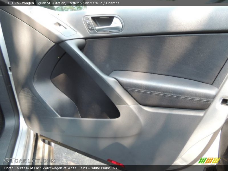 Reflex Silver Metallic / Charcoal 2011 Volkswagen Tiguan SE 4Motion