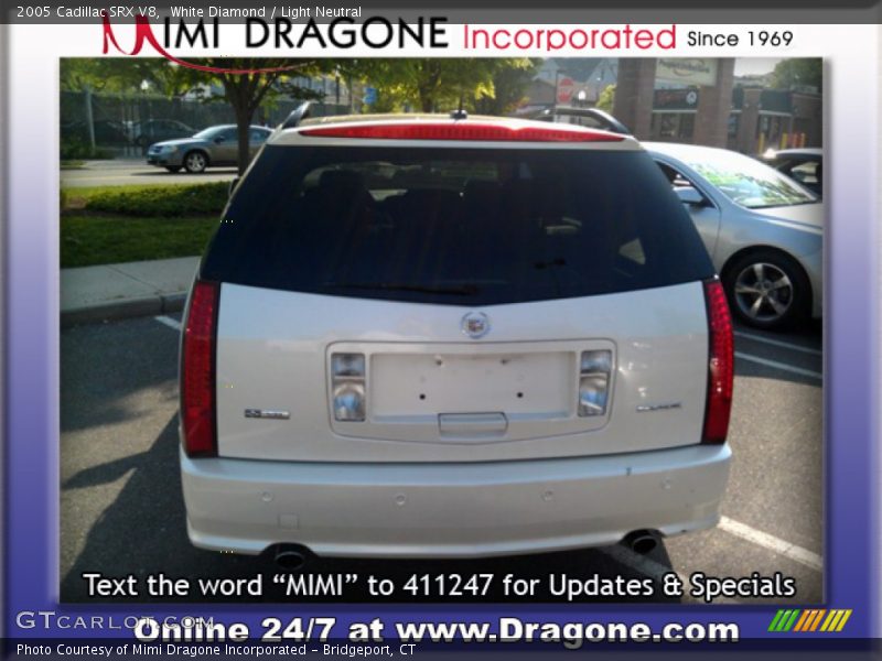 White Diamond / Light Neutral 2005 Cadillac SRX V8