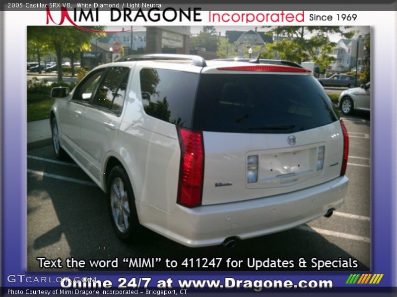 White Diamond / Light Neutral 2005 Cadillac SRX V8