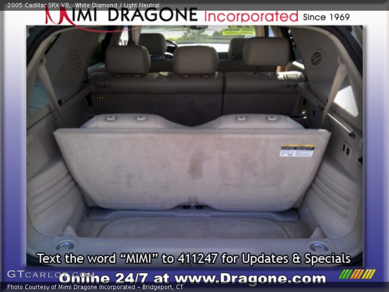 White Diamond / Light Neutral 2005 Cadillac SRX V8