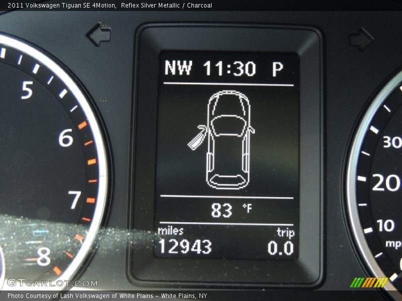 Reflex Silver Metallic / Charcoal 2011 Volkswagen Tiguan SE 4Motion