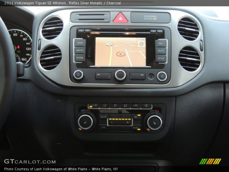 Reflex Silver Metallic / Charcoal 2011 Volkswagen Tiguan SE 4Motion