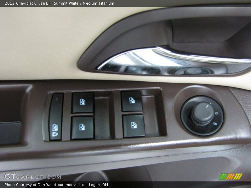 Summit White / Medium Titanium 2012 Chevrolet Cruze LT