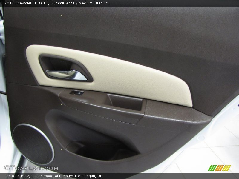 Summit White / Medium Titanium 2012 Chevrolet Cruze LT