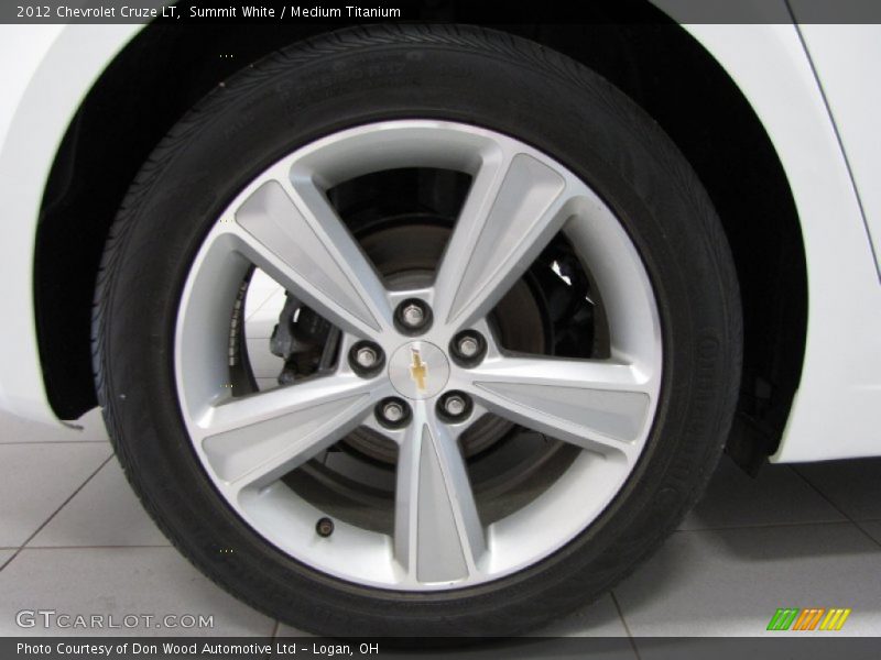Summit White / Medium Titanium 2012 Chevrolet Cruze LT