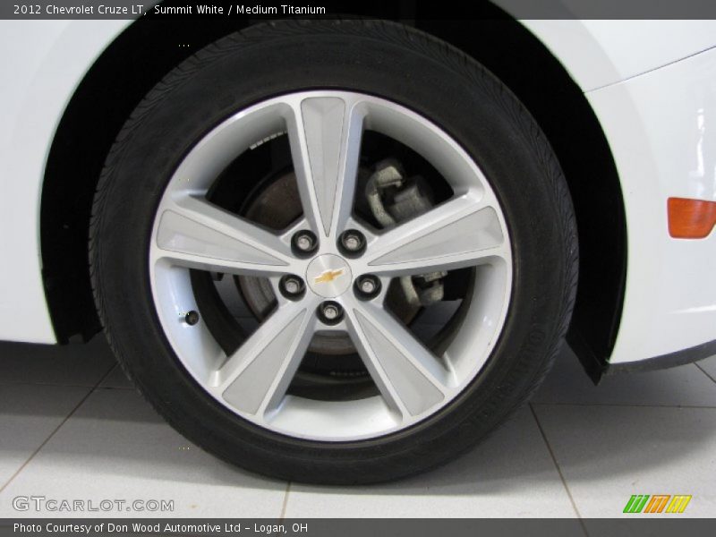 Summit White / Medium Titanium 2012 Chevrolet Cruze LT